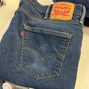 541 Levi's Classic Indigo Jeans 42x34